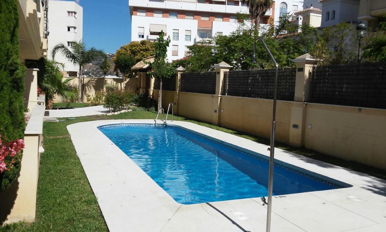Playa Torrecilla Piscina Centro 2 Habitaciones Nerja Exterior foto